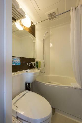 Super Hotel Premier Osaka Hommachi