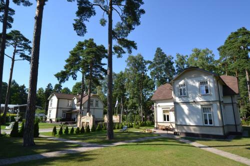 Villa M.s. Kuznetsov Apartments