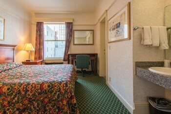 Union Square Plaza Hotel