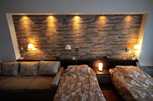 Aries Apartments
