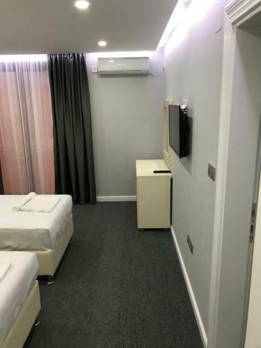 Hostal Guesthouse Montex