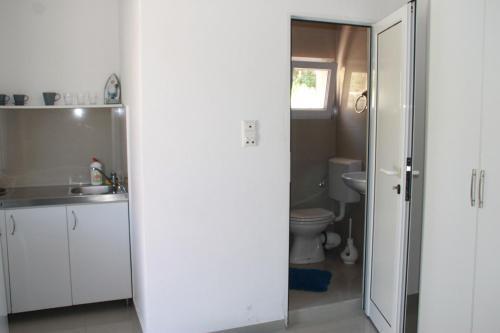 Apartments Lav Costas