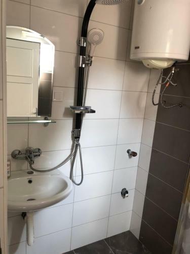 Apartments Lav Costas