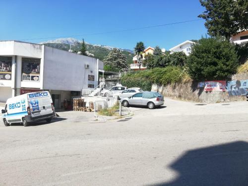 Apartments Lav Costas