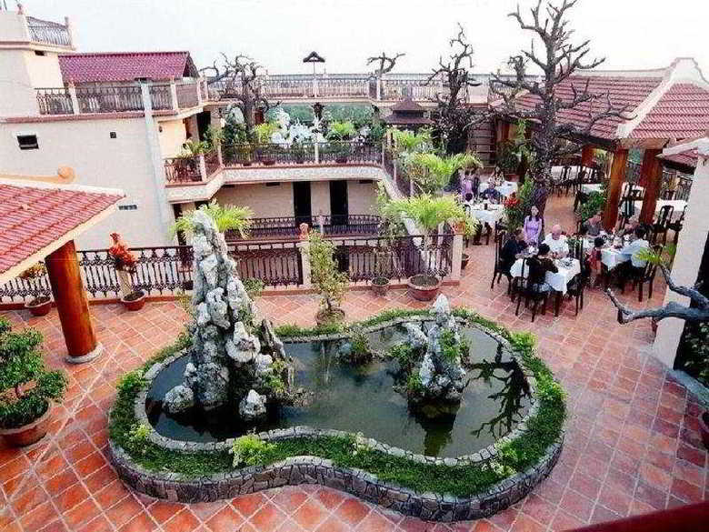 Van Loi Hotel