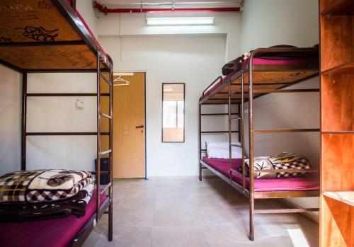 Albergue Hayarkon 48