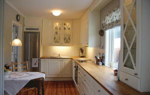 Holiday Home Tysnes With Hot Tub I
