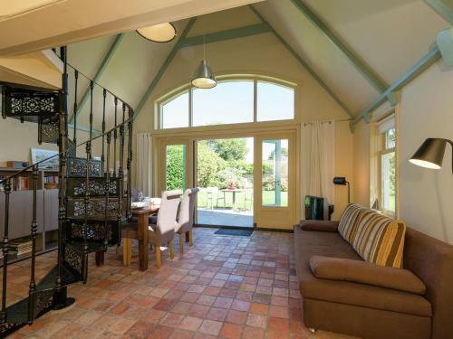 Charming Holiday Home In Den Oever Near Lake