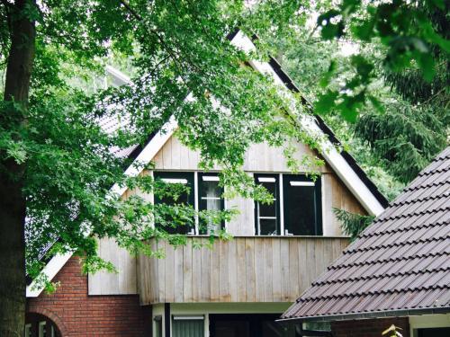 Luxurious, Spacious Home With A Large Garden In Overijssel