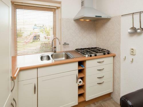 Spacious Apartment In Oosterend Terschelling Amidst Meadows