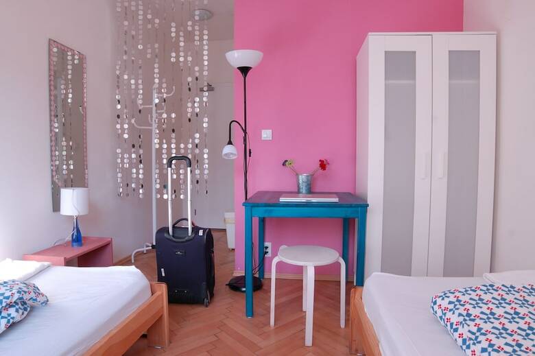 Apartamentos Patio Hostel