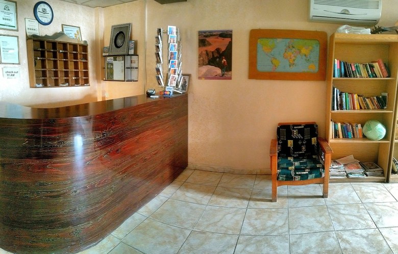 Albergue Petra Gate Hotel