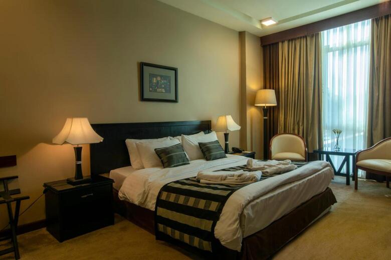 Century Park Hotel