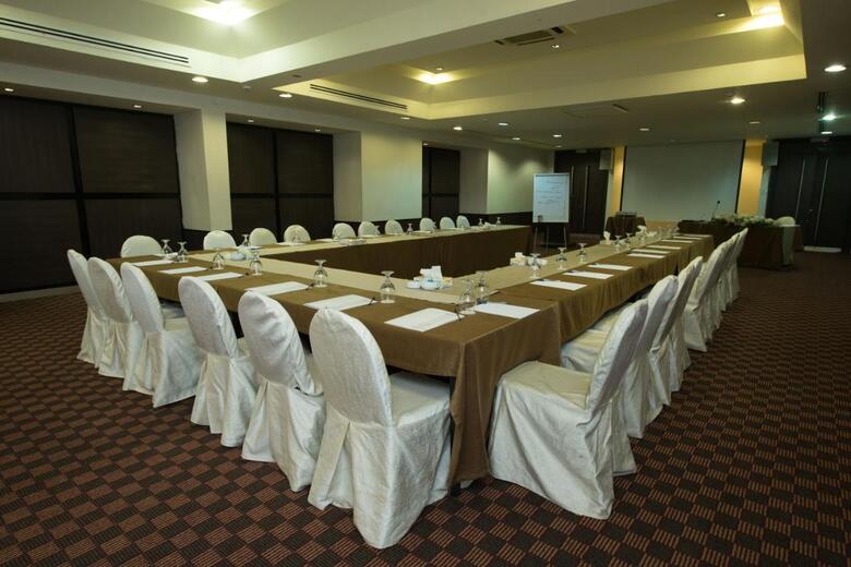 Century Park Hotel