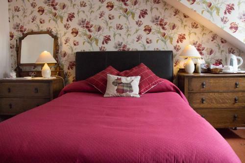 Hostal Roselea House