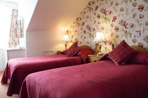Hostal Roselea House