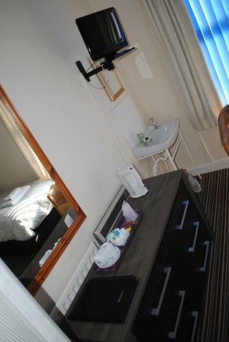 Mchalls Bed & Breakfast Adults Only