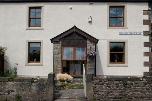Bed & Breakfast Stanley Lodge Farmhouse
