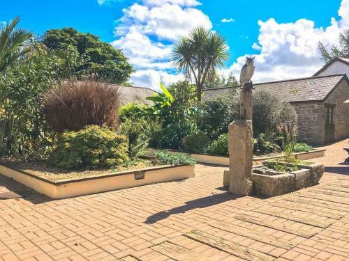Newlyn Cottage