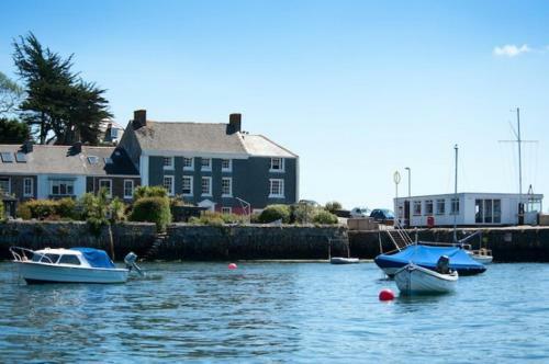 New Quay House