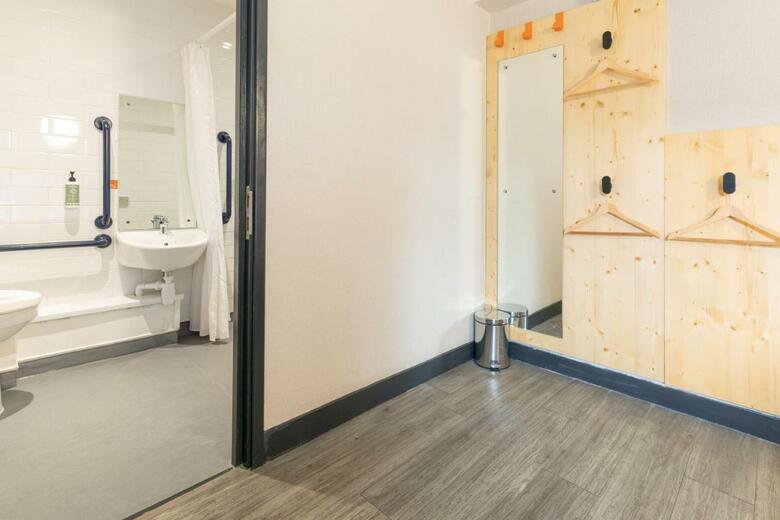 Easyhotel Glasgow City