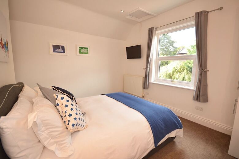 Stonefield Apartments