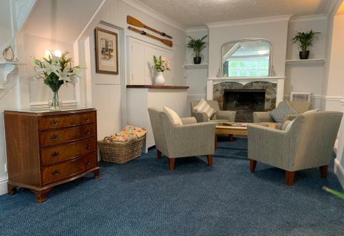 The Claremont Hotel-adult Only