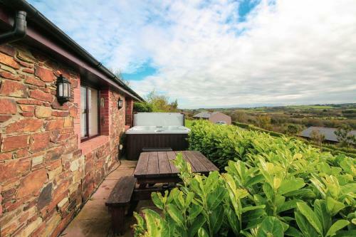 Broadbeach Cottage