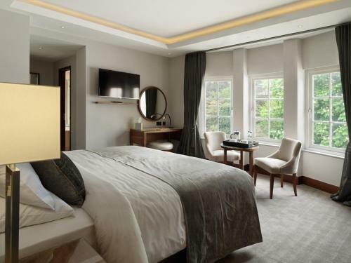 One Warwick Park Hotel