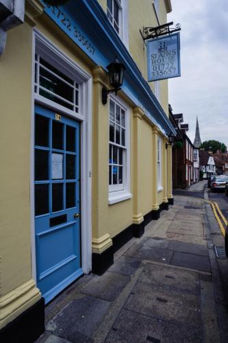 Hostal St Anns Guest House