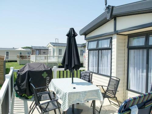 Bude Holiday Resort - Families And Couples Only