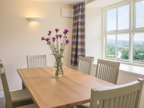 Throstle Nest House