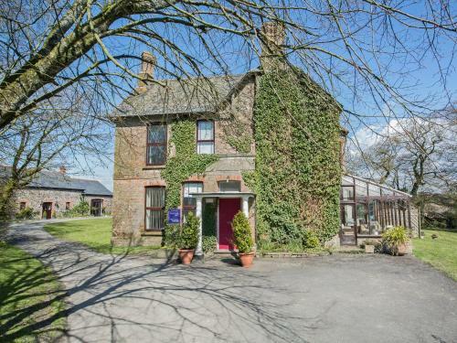 Ratherton House