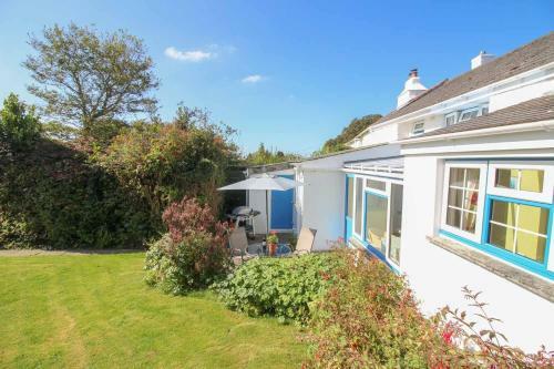 Badgers Cottage At Warleggan