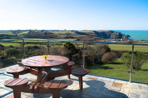 Reevescott Retreat