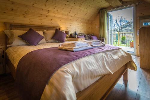 Glencoe Cabins And Caravans