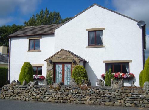 Hostal Holly Grange
