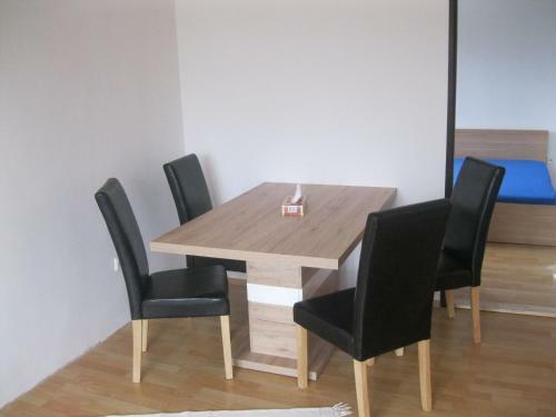 Apartman Lenka Lenora