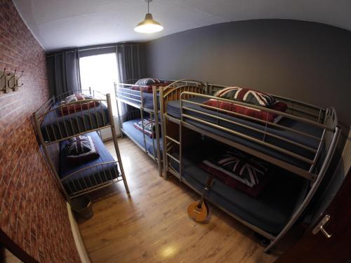 Midtown Hostel