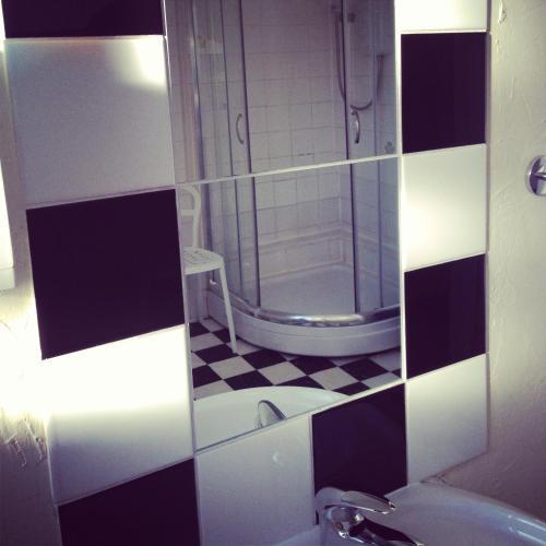 Midtown Hostel