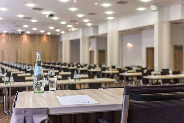 Hotel Park Inn By Radisson K�ln City West