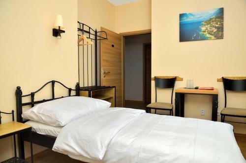 Hostal Penzion Ironia