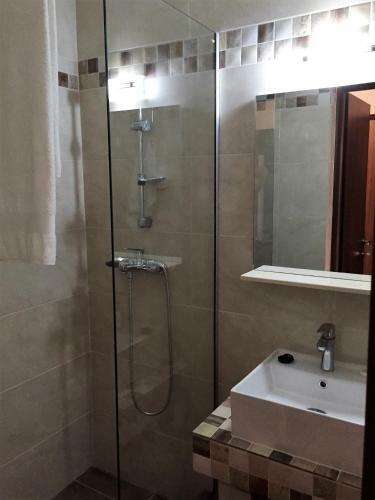 Hostal Pensiunea La Iani