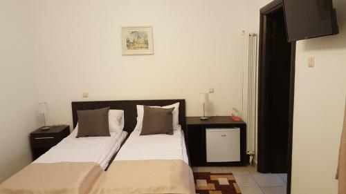Hostal Vis A Vis Studio