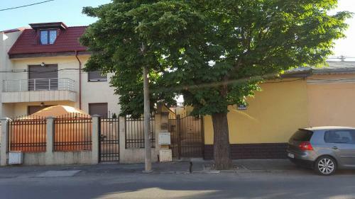 Hostal Vis A Vis Studio
