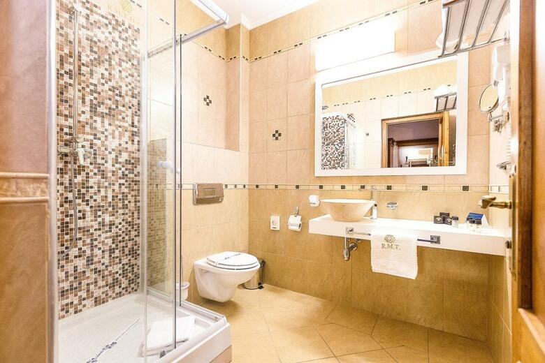 Hotel Athos R.m.t.