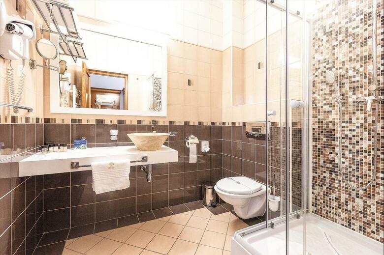 Hotel Athos R.m.t.