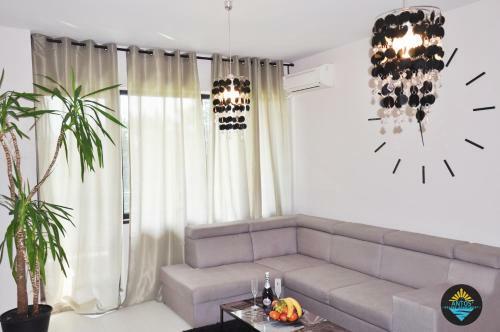 Antos Deluxe Apartment