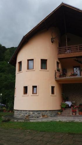 Hostal Popasul Vanatorilor