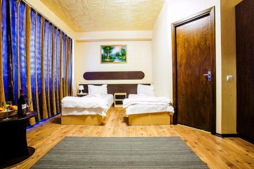 Hotel Charter Otopeni